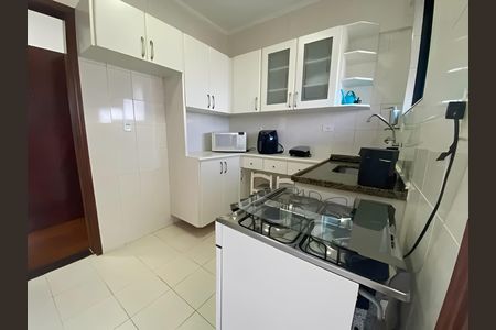 Cozinha de apartamento para alugar com 1 quarto, 57m² em Ponta da Praia, Santos
