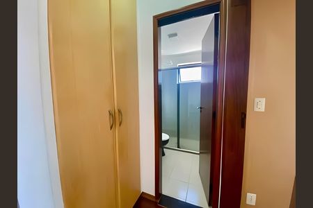 Apartamento para alugar com 57m², 1 quarto e 4 vagasBanheiro