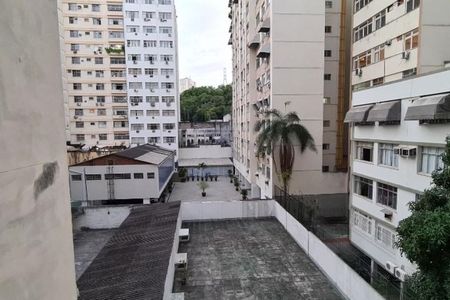Apartamento à venda com 70m², 2 quartos e 1 vaga