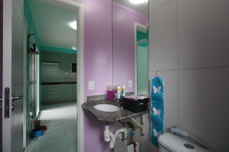 Banheiro de apartamento à venda com 2 quartos, 44m² em Centro, Diadema