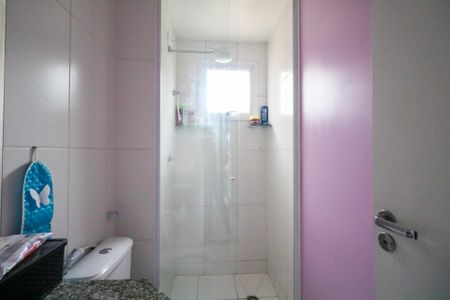 Banheiro de apartamento à venda com 2 quartos, 44m² em Centro, Diadema