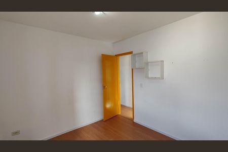 Quarto 2 de apartamento para alugar com 2 quartos, 50m² em Vila São Paulo, Ferraz de Vasconcelos