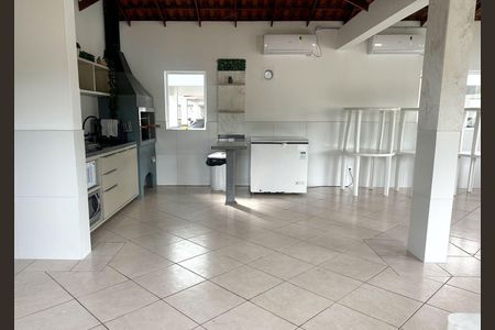 Apartamento para alugar com 50m², 2 quartos e 1 vaga Apartamento para alugar com 50m², 2 quartos e 1 vagaSala de festas - Cozinha