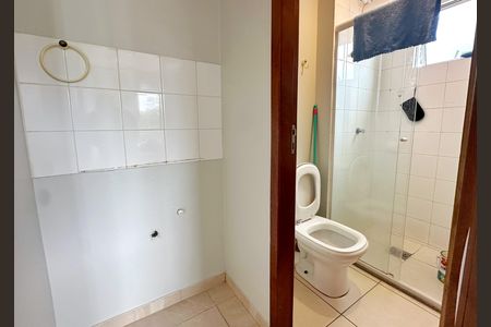 Apartamento para alugar com 50m², 2 quartos e 1 vaga Apartamento para alugar com 50m², 2 quartos e 1 vagaBanheiro