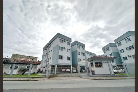 Apartamento para alugar com 50m², 2 quartos e 1 vaga Apartamento para alugar com 50m², 2 quartos e 1 vagaFachada