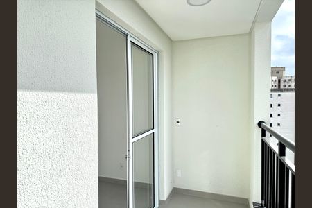 Apartamento para alugar com 45m², 2 quartos e 1 vagaVaranda