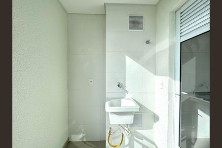 Apartamento para alugar com 45m², 2 quartos e 1 vagaÁrea de Serviço