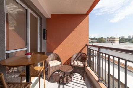 Apartamento à venda com 44m², 2 quartos e 1 vaga Apartamento à venda com 44m², 2 quartos e 1 vagaVaranda