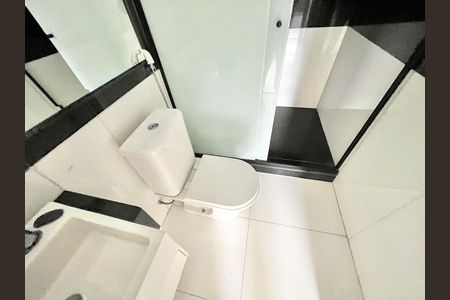 Apartamento à venda com 208m², 3 quartos e 1 vaga Apartamento à venda com 208m², 3 quartos e 1 vagaBanheiro Social