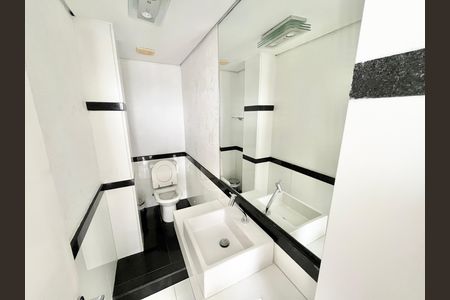 Apartamento à venda com 208m², 3 quartos e 1 vaga Apartamento à venda com 208m², 3 quartos e 1 vagaLavabo
