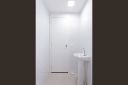 Apartamento à venda com 34m², 2 quartos e sem vaga Apartamento à venda com 34m², 2 quartos e sem vagaBanheiro