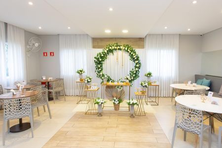 Apartamento à venda com 34m², 2 quartos e sem vaga Apartamento à venda com 34m², 2 quartos e sem vagaSalão de Festas