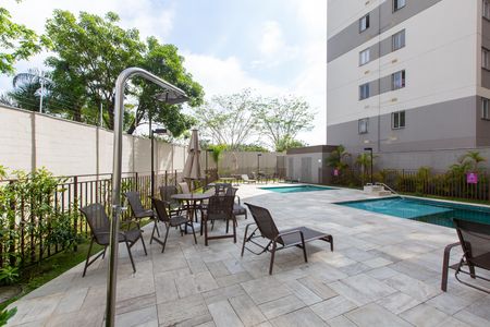 Apartamento à venda com 34m², 2 quartos e sem vaga Apartamento à venda com 34m², 2 quartos e sem vagaÁrea comum - Piscina