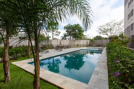 Apartamento à venda com 34m², 2 quartos e sem vaga Apartamento à venda com 34m², 2 quartos e sem vagaÁrea comum - Piscina