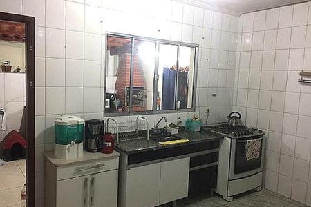 Casa à venda com 75m², 2 quartos e 2 vagas