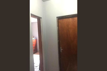 Casa à venda com 75m², 2 quartos e 2 vagas