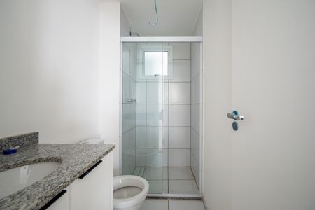 Apartamento para alugar com 76m², 2 quartos e 1 vaga Apartamento para alugar com 76m², 2 quartos e 1 vagaBanheiro