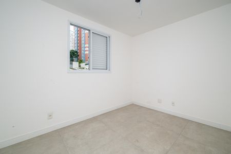 Quarto de apartamento à venda com 2 quartos, 76m² em Jabaquara, São Paulo