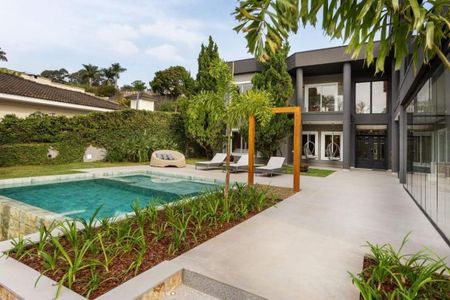 Casa à venda com 780m², 6 quartos e 10 vagas