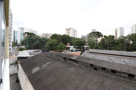 Vista da Sala de apartamento para alugar com 1 quarto, 89m² em Centro Cívico, Curitiba