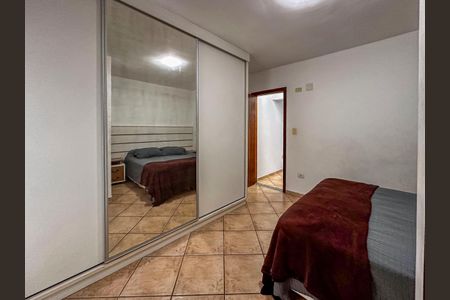 Casa à venda com 84m², 2 quartos e 2 vagas Casa à venda com 84m², 2 quartos e 2 vagasQuarto 1