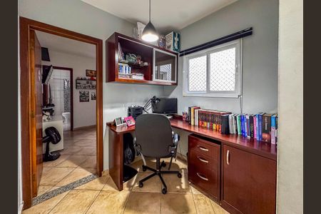 Casa à venda com 84m², 2 quartos e 2 vagas Casa à venda com 84m², 2 quartos e 2 vagasEscritório