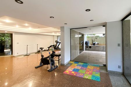 Apartamento à venda com 229m², 4 quartos e 3 vagas Apartamento à venda com 229m², 4 quartos e 3 vagasÁrea comum