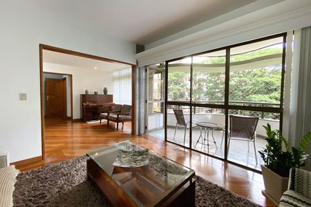 Sala de apartamento à venda com 4 quartos, 229m² em Serra, Belo Horizonte