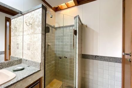 Apartamento à venda com 229m², 4 quartos e 3 vagas Apartamento à venda com 229m², 4 quartos e 3 vagasBanheiro