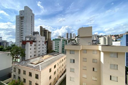 Apartamento à venda com 229m², 4 quartos e 3 vagas Apartamento à venda com 229m², 4 quartos e 3 vagasVista da Suite 1