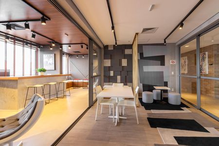 Studio à venda com 27m², 1 quarto e sem vagaÁrea comum - Salão de festas