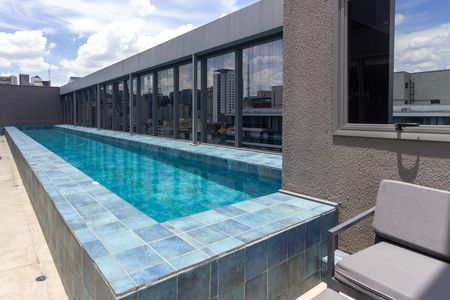 Studio à venda com 27m², 1 quarto e sem vagaÁrea comum - Piscina