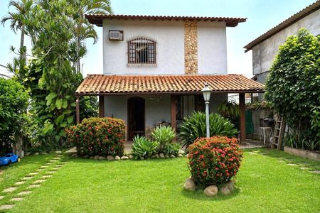 Casa à venda com 171m², 1 quarto e sem vaga