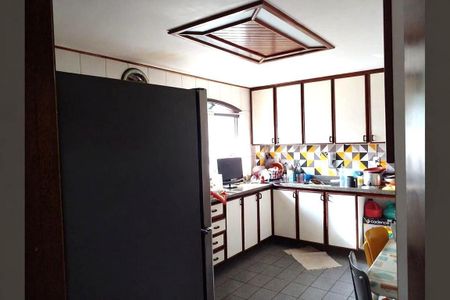 Casa à venda com 1 quarto, 171m² em Piratininga, Niterói