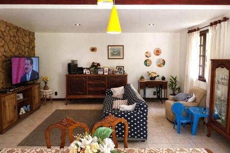 Casa à venda com 1 quarto, 171m² em Piratininga, Niterói
