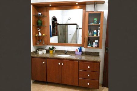 Casa à venda com 1 quarto, 171m² em Piratininga, Niterói