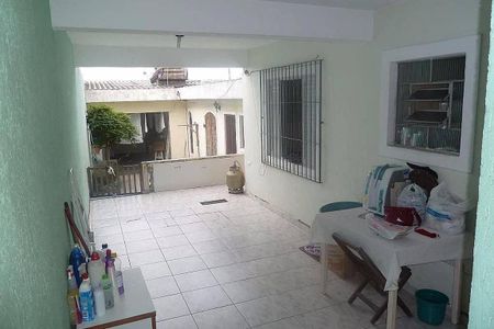Casa à venda com 220m², 3 quartos e 1 vaga