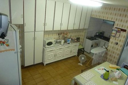 Casa à venda com 3 quartos, 220m² em Jardim Paulo VI, São Paulo