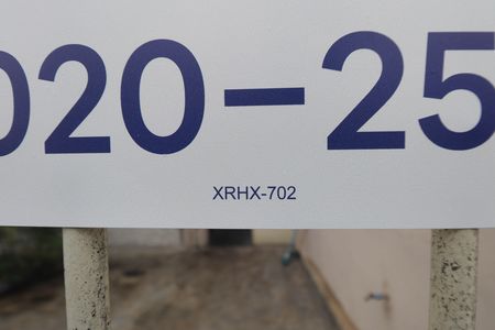 Casa à venda com 71m², 2 quartos e 3 vagas Casa à venda com 71m², 2 quartos e 3 vagasPlaca