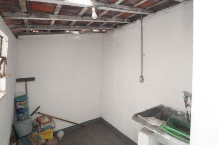 Casa à venda com 71m², 2 quartos e 3 vagas Casa à venda com 71m², 2 quartos e 3 vagasÁrea de Serviço