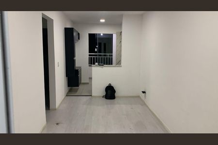 Apartamento para alugar com 47m², 2 quartos e 1 vaga Apartamento para alugar com 47m², 2 quartos e 1 vagaSala