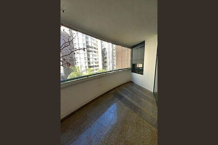 Apartamento à venda com 130m², 3 quartos e 3 vagas