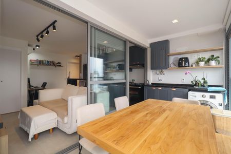 Varanda de apartamento à venda com 1 quarto, 52m² em Vila Anglo Brasileira, São Paulo