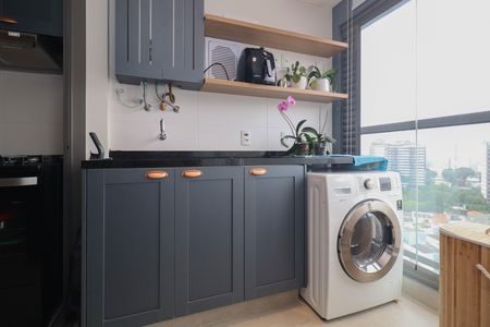 Varanda de apartamento à venda com 1 quarto, 52m² em Vila Anglo Brasileira, São Paulo
