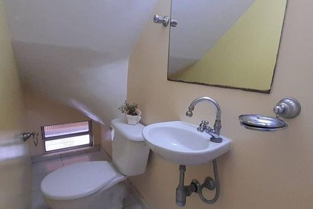 Casa à venda com 178m², 3 quartos e 3 vagas