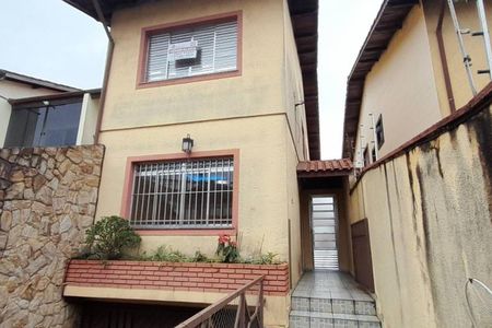 Casa à venda com 178m², 3 quartos e 3 vagas
