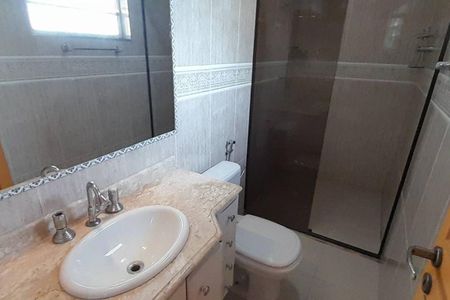 Casa à venda com 178m², 3 quartos e 3 vagas