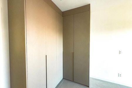 Apartamento à venda com 2 quartos, 75m² em Alphaville, Santana de Parnaíba