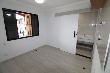 Casa para alugar com 90m², 4 quartos e 2 vagasSuíte
