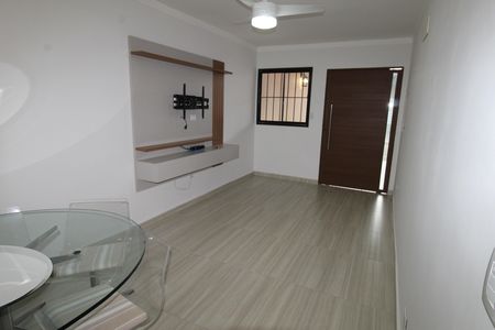 Casa para alugar com 90m², 4 quartos e 2 vagasSala